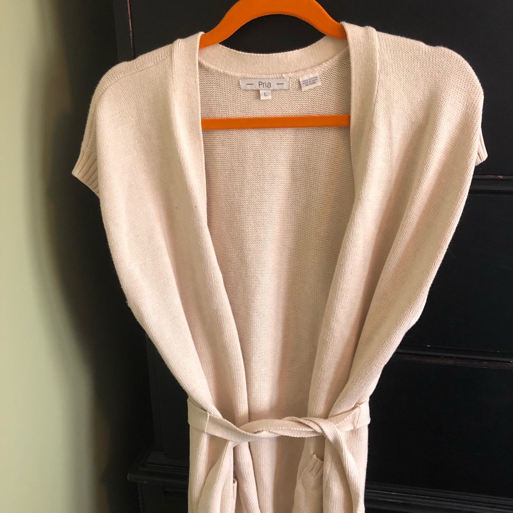 Pria short sleeved cardigan
